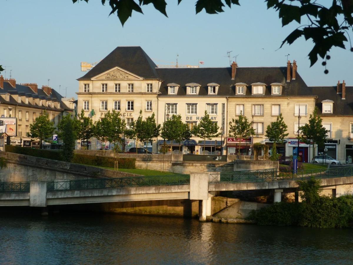 Compiègne Cit'Hotel De Harlay מראה חיצוני תמונה